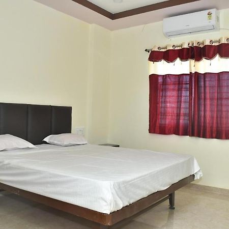 Hotel Kalika Residency - Akkalkot Akalkot Exteriér fotografie